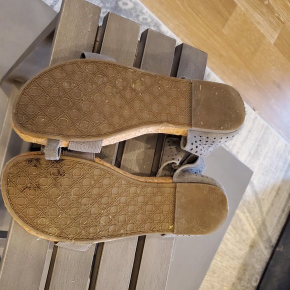 Kenneth Cole Reaction Gladiator Sandals - Gray - Picture 4 of 4